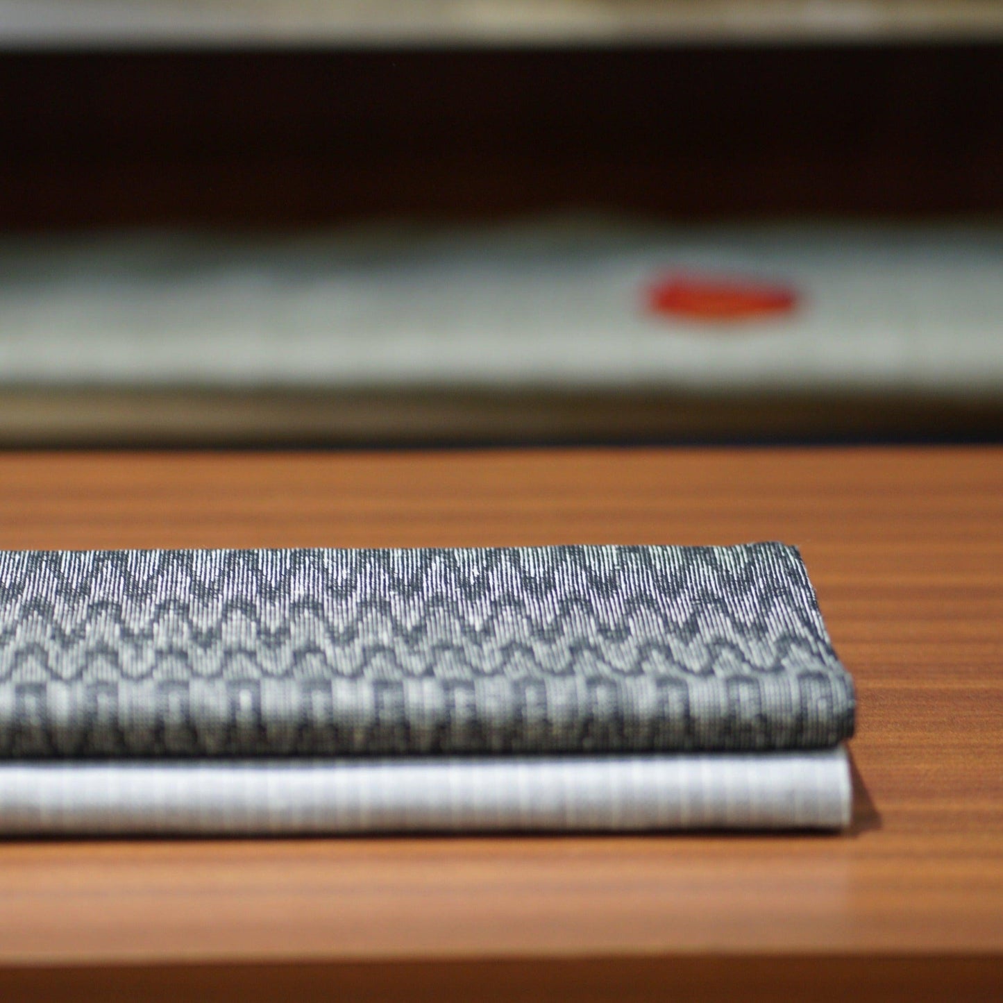 Stripe Linen, Pure Linen Fabric, Used for Cord Sets, Suits, Trousers, Tableware, Upholstery
