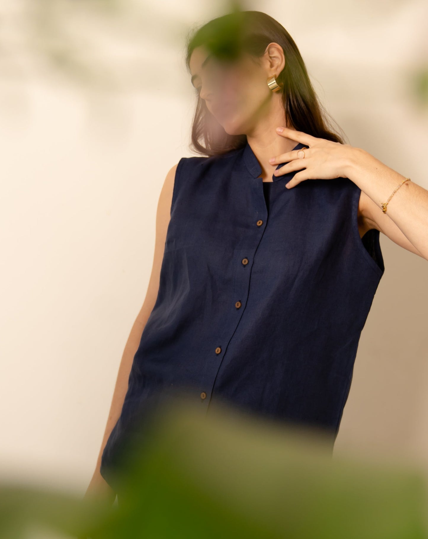 SASHA Sleeveless Linen Shirt - OrganoLinen