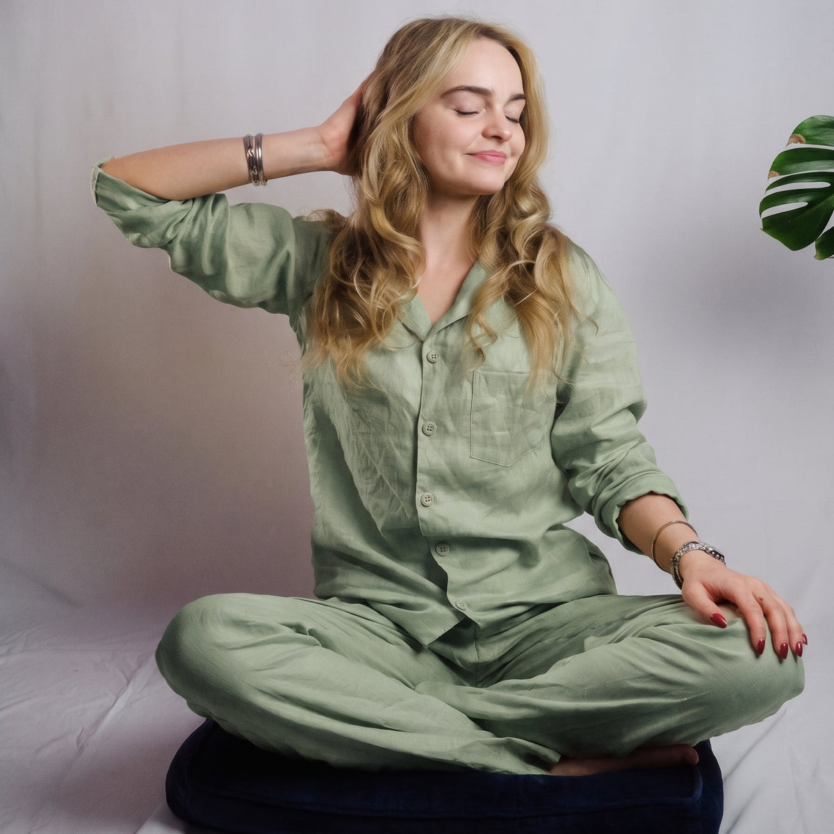 ARIA women's linen pajama set, long-sleeve top and pants – OrganoLinen