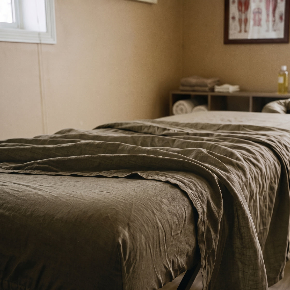 DREAM linen massage table sheet set in Olive Earth