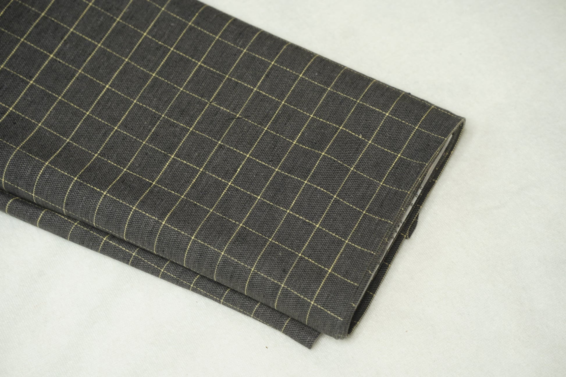 Graph Check on Shadow base - Linen Fabric(Suiting) - OrganoLinen