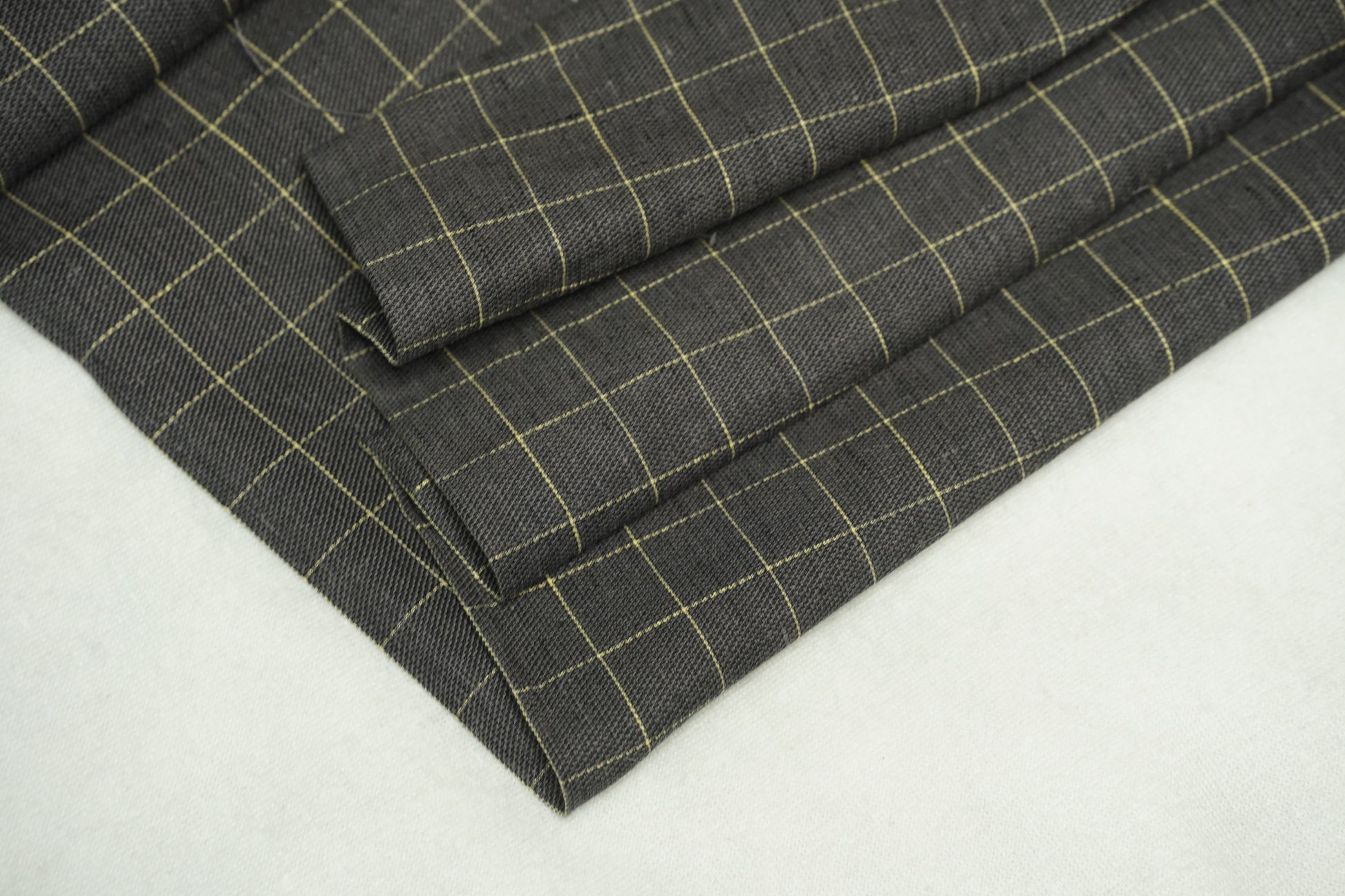 Graph Check on Shadow base - Linen Fabric(Suiting) - OrganoLinen